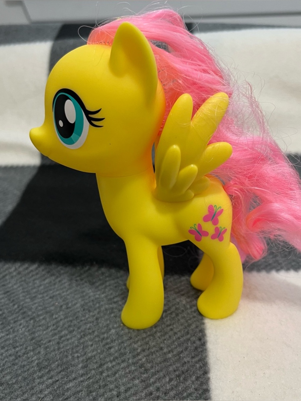 G4 My Little Pony Fluttershy 6 in Figure Toy by Hasbro 2016 Brushable Hair
